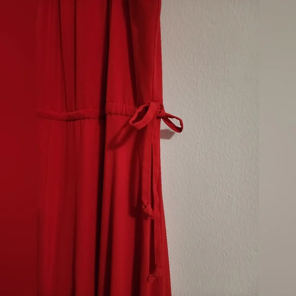 Express sleevesless red maxi dress 👗 😍 - Picture 6 of 8